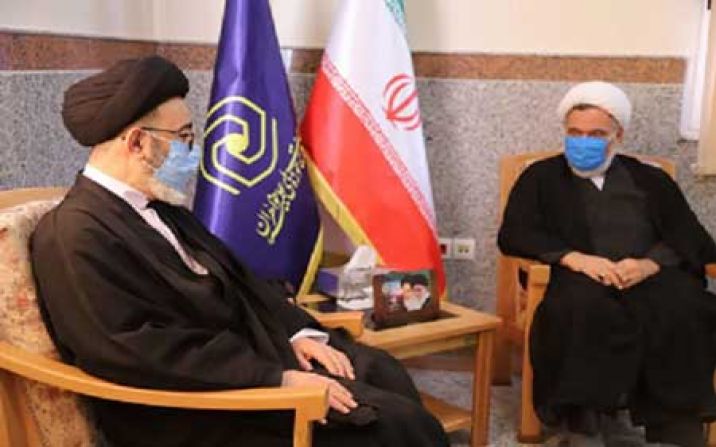 امام جمعه تبریز با مدیر حوزههای علمیه خواهران در قم دیدار کرد امام جمعه تبریز با مدیر حوزههای علمیه خواهران در قم دیدار کرد